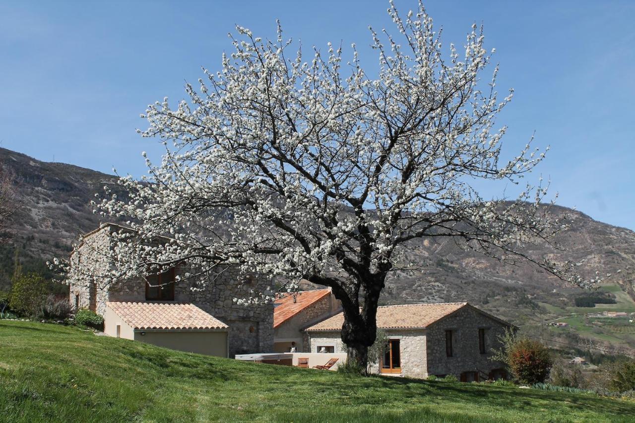 Entre Terre Et Ciel Panzió Rémuzat Kültér fotó